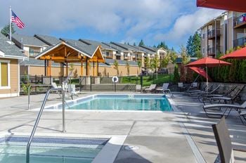 Outdoor heated pool & spa
